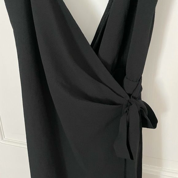 NWOT Show Me Your MuMu Black Elena Wrap Romper - Picture 3 of 12